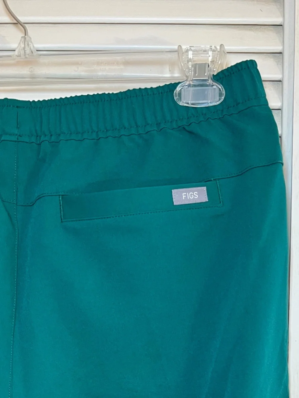 Figs Tansen Hunter Green (PO# 7285) Joggers Size L NWOT